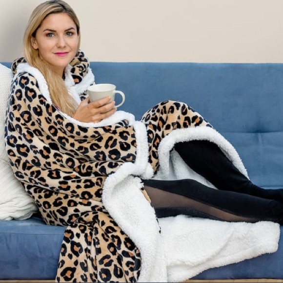 Duck River Textile Accessories - DUCK RIVER TEXTILE LEOPARD HOODED THROW ROBE